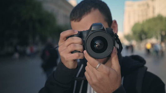 Mastering the Canon EOS Rebel T7 DSLR Camera: A Guide for Pros