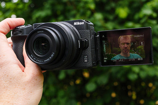 What Are Mirrorless Digital Cameras? An In-Depth Guide for Professional Photographers