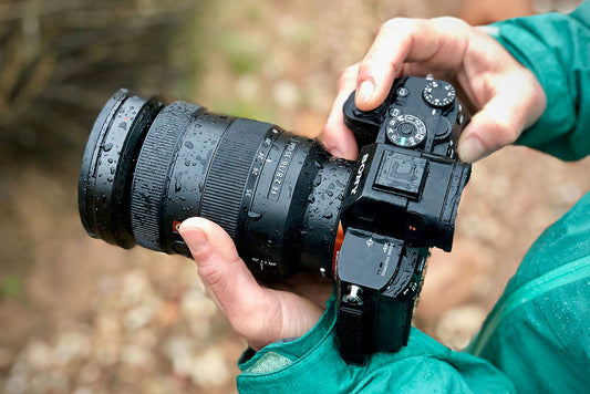 What is Mirrorless Camera Used For? An In-depth Guide for Professional Photographers