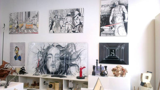 Layered Photo Wall Designs for Cozy Spaces: A Guide