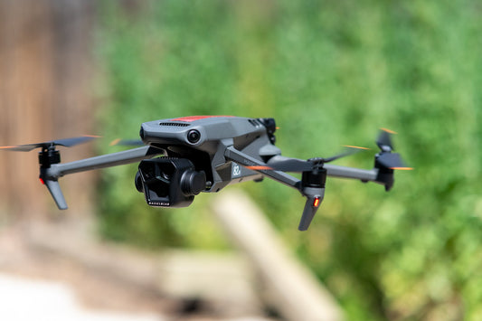 How to Spot a Police Drone at Night: Tips for Photographers?